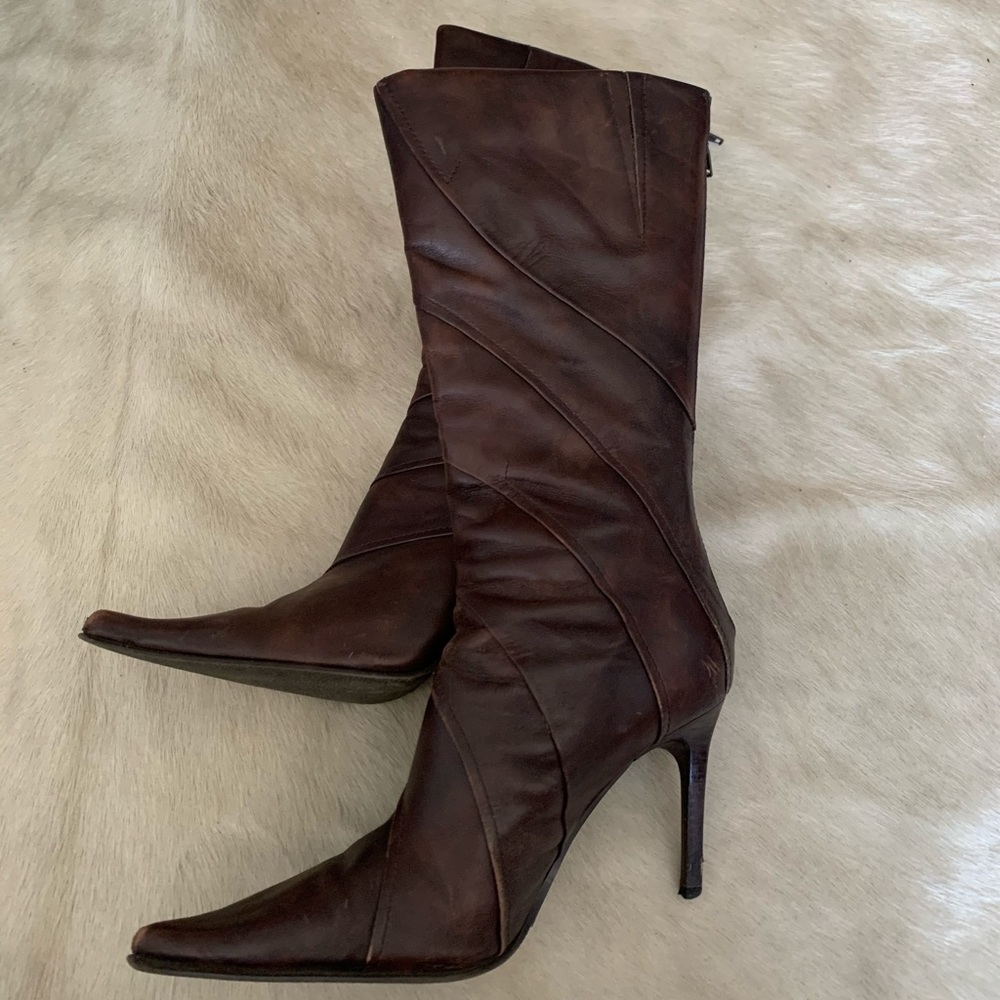 Women’s leather boots